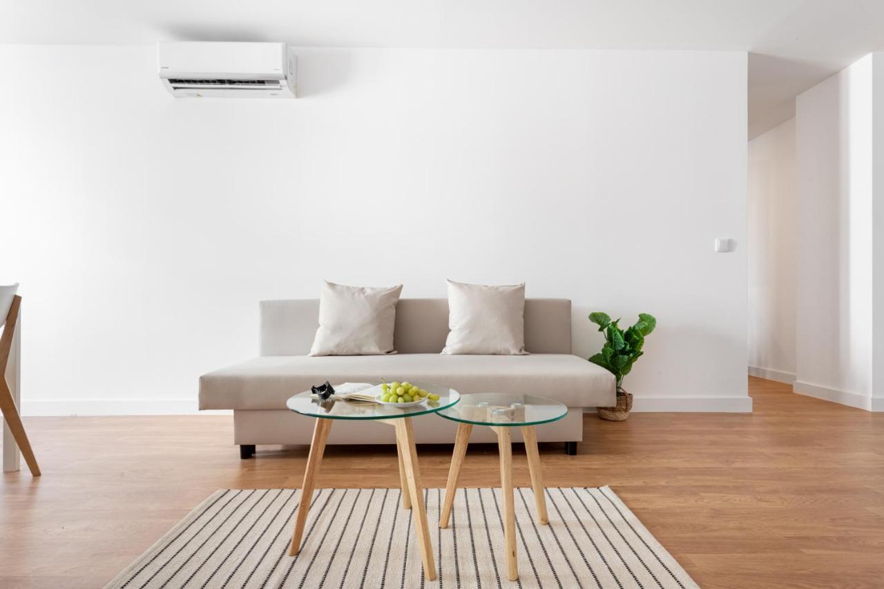Altido Modern 2-Level Flats Near Ajuda Palace ลิสบอน ภายนอก รูปภาพ
