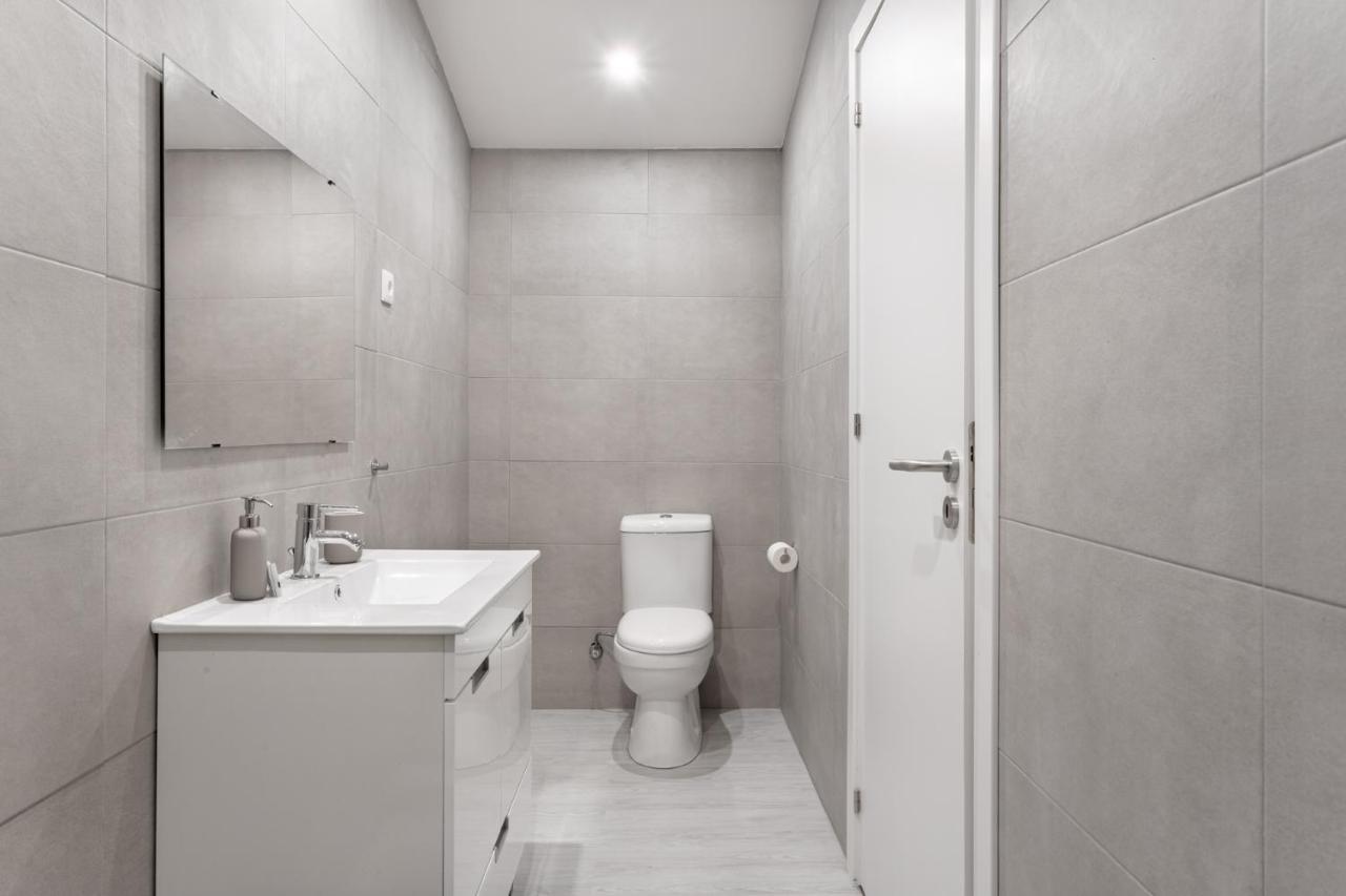 Altido Modern 2-Level Flats Near Ajuda Palace ลิสบอน ภายนอก รูปภาพ