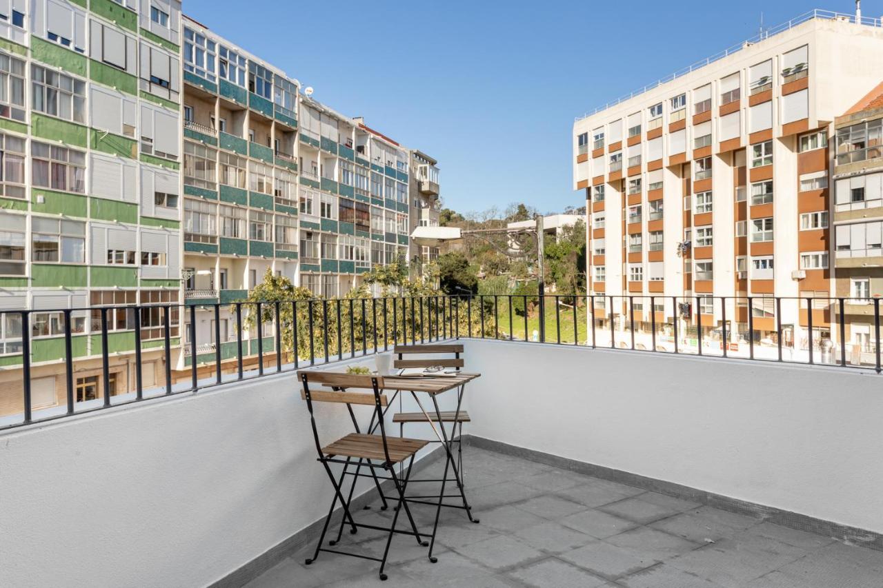 Altido Modern 2-Level Flats Near Ajuda Palace ลิสบอน ภายนอก รูปภาพ